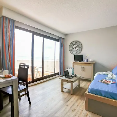 Studio With Seaview In Residence Les Balcons De Collioure, Collioure *